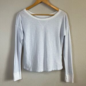 Abercrombie & Fitch Light Gray Striped Long Sleeve Top